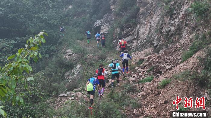 2024第十届五岳寨五十公里越野挑战赛在河北灵寿