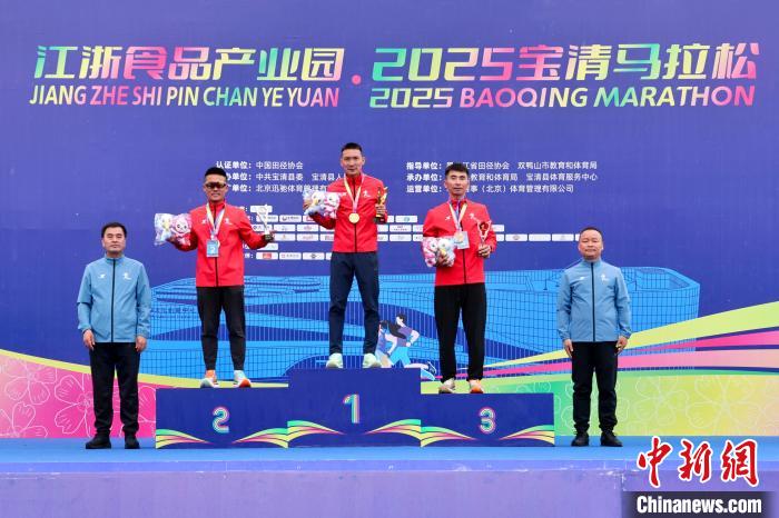 宝清马拉松汇聚中法印尼五千余名跑者，开启区