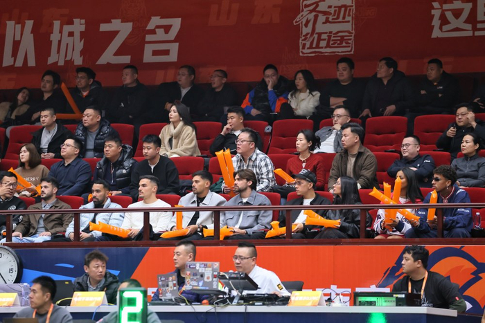 山东男篮主场不敌浙江稠州银行 四外援首秀难挽