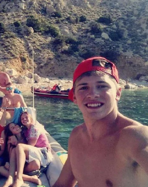 东契奇与未婚妻Anamaria Goltes分手 爱情故