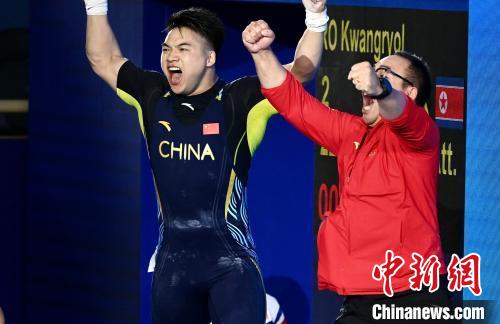 朝鲜举重队强势登顶亚运金牌榜 中国女队遭遇多