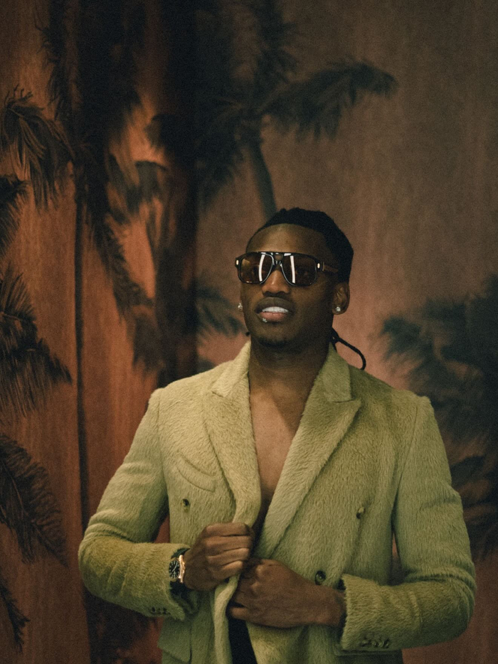 拉斐尔·莱奥正式加盟AC米兰冲击意甲冠军