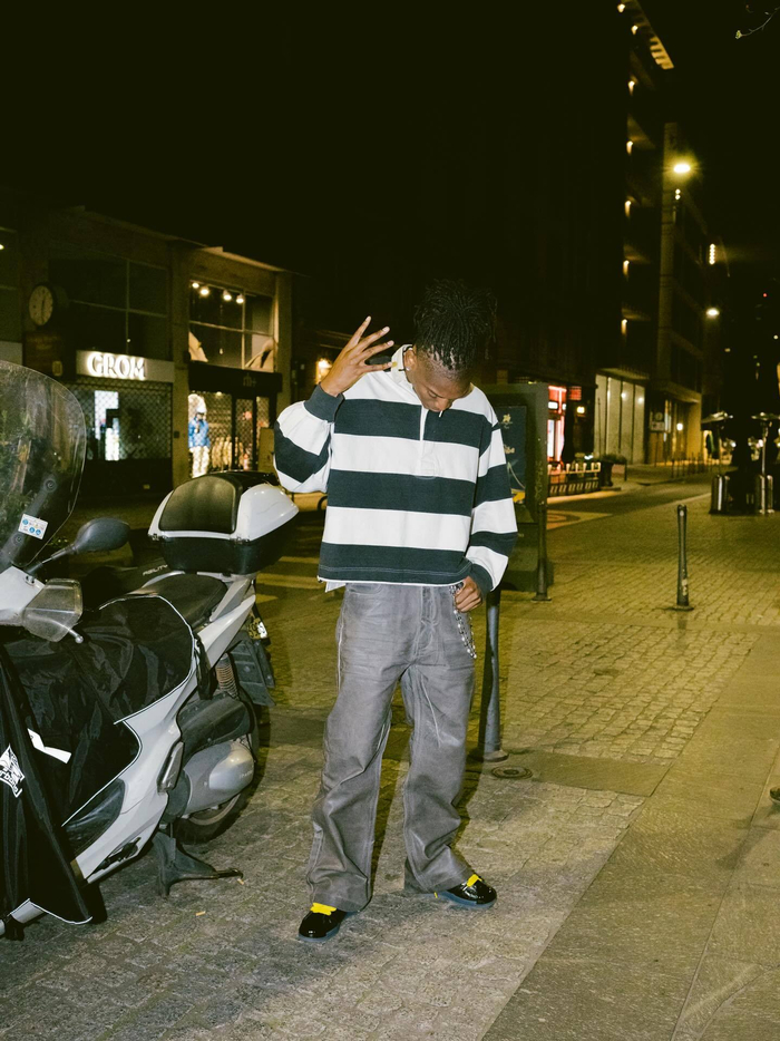 拉斐尔·莱奥正式加盟AC米兰冲击意甲冠军