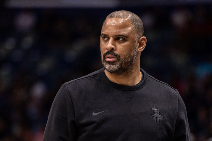 火箭队大胜爵士杜兰特谈季后赛准备与团队协作