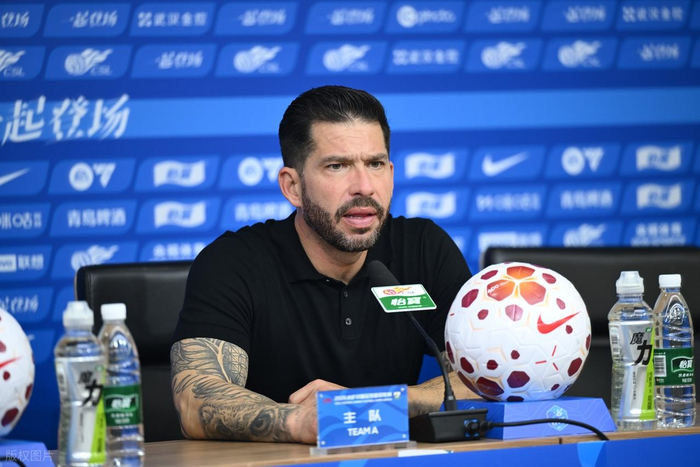 成都蓉城客场力克武汉三镇 三镇三连败保级压力