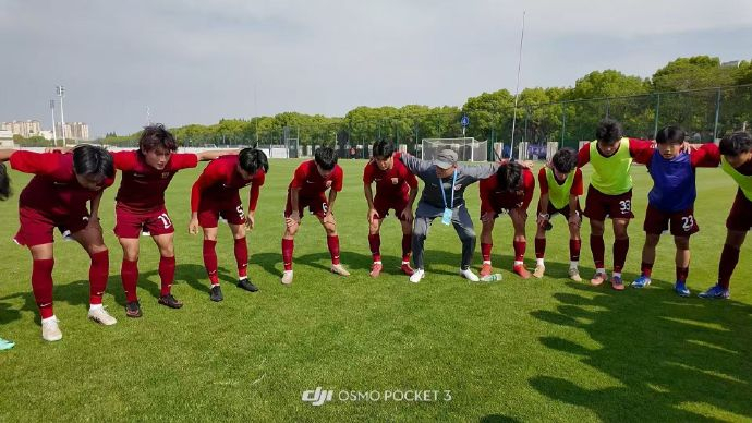 上海海港U17逆转申花取连胜 青训新星闪耀德比赛